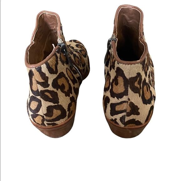 Sam Edelman | Petty Leopard Ankle Booties | 7.5 - Picture 9 of 10